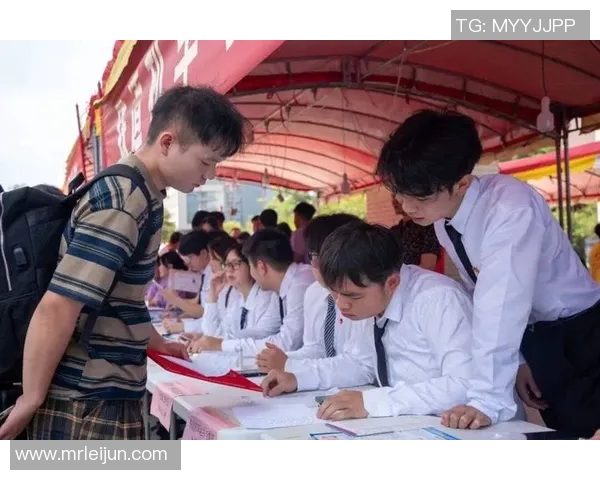 吕俊虎：从普通青年到行业领军人物的奋斗历程与成功秘诀分享