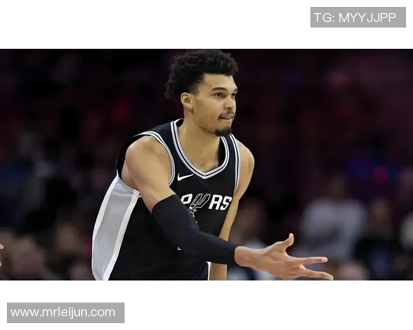 回顾2001年湖人与马刺的经典对决传奇时刻与篮球智慧的较量 回顾2001年湖人与马刺的经典对决传奇时刻与篮球智慧的较量