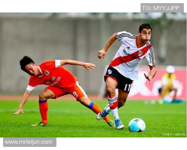 圣保罗队与利加大学队激战正酣谁能在这场较量中笑到最后