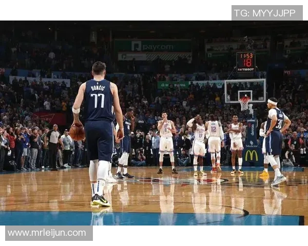 小牛逆袭雷霆G3精彩对决揭示季后赛新篇章 小牛逆袭雷霆G3精彩对决揭示季后赛新篇章