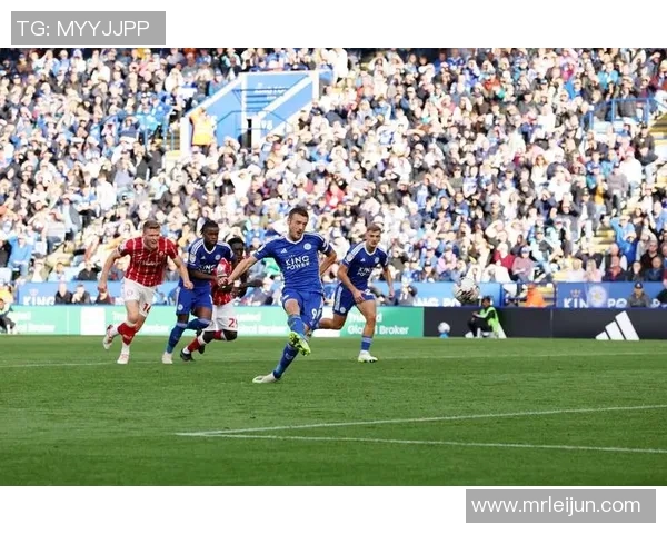 布莱克浦迎战伊普斯维奇争夺英冠积分榜关键三分之战