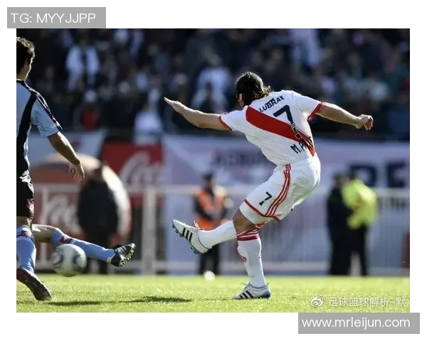 波特诺山丘与河床的精彩对决结果揭晓,谁能赢得胜利的荣耀 波特诺山丘与河床的精彩对决结果揭晓,谁能赢得胜利的荣耀