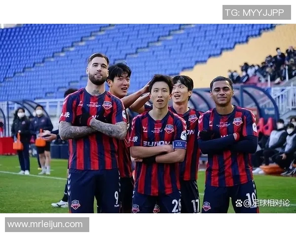 济州联与首尔FC激战正酣比分悬念引发球迷热议 济州联与首尔FC激战正酣比分悬念引发球迷热议